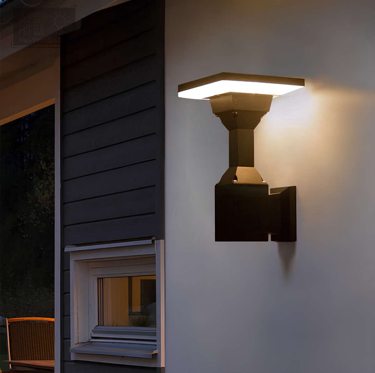 GridLite Outdoor Wall Light