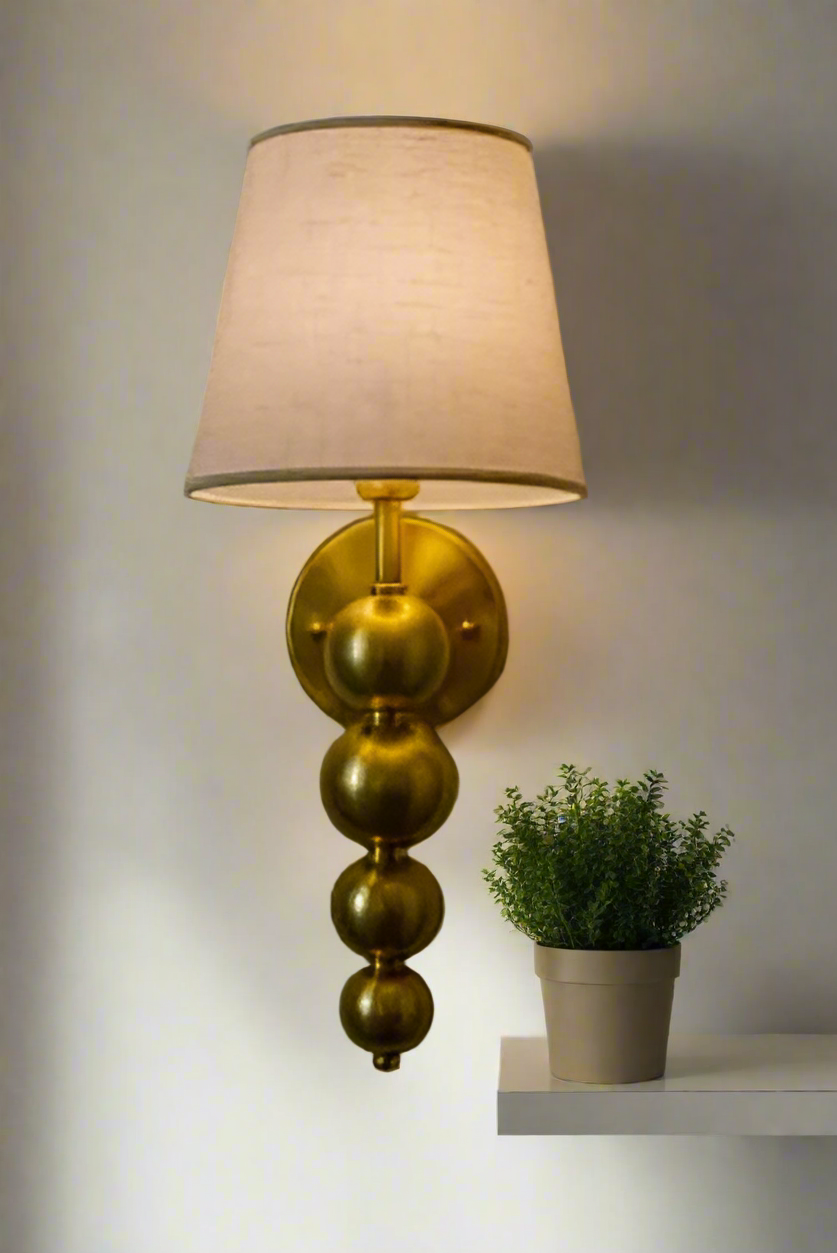 Helena wall light